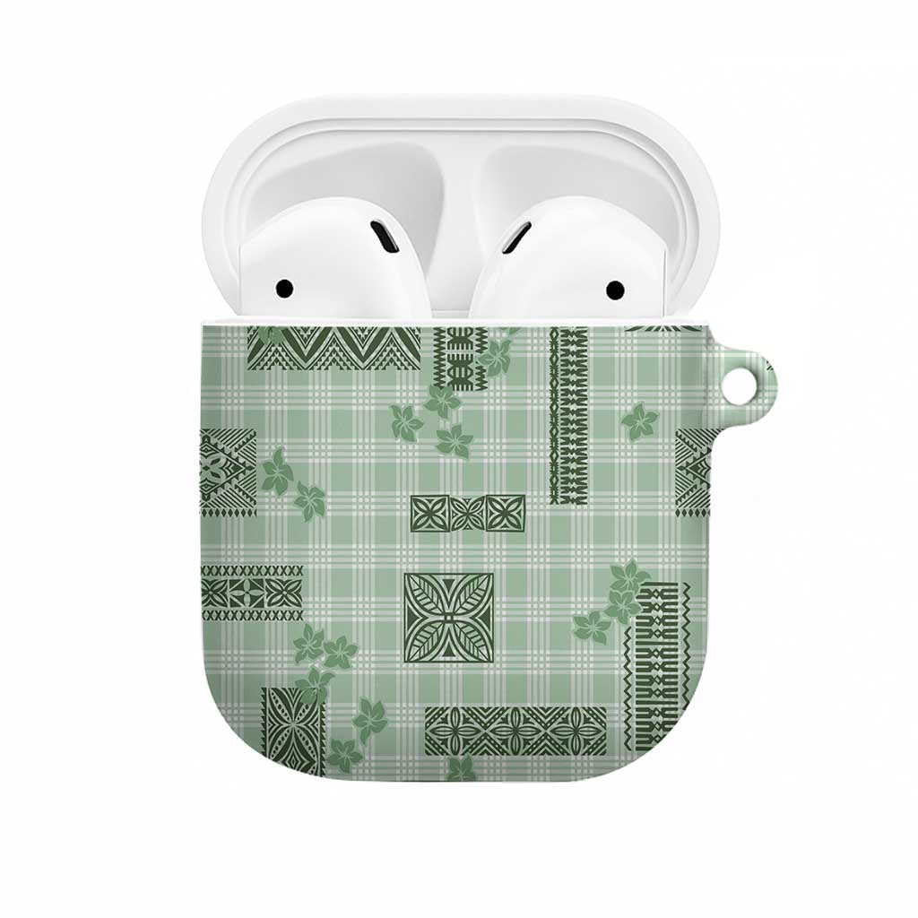 Hawaiian Quilt Tapa On Pastel Mint Palaka Motifs AirPods Case
