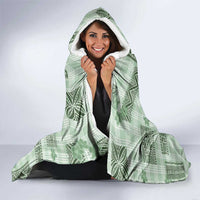 Hawaiian Quilt Tapa On Pastel Mint Palaka Motifs Hooded Blanket