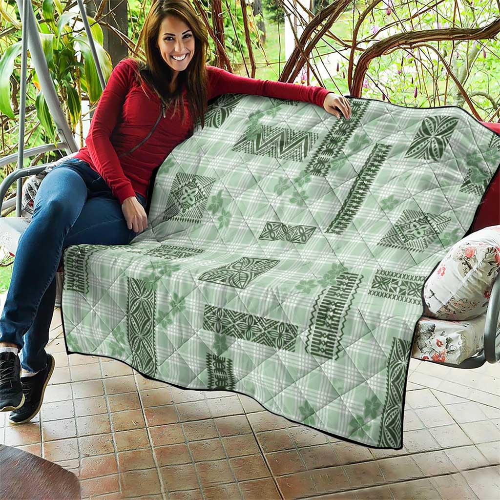 Hawaiian Quilt Tapa On Pastel Mint Palaka Motifs Quilt