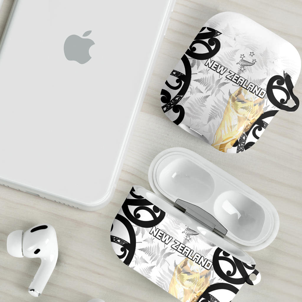New Zealand WC2026 White AirPods Case Silver Fern