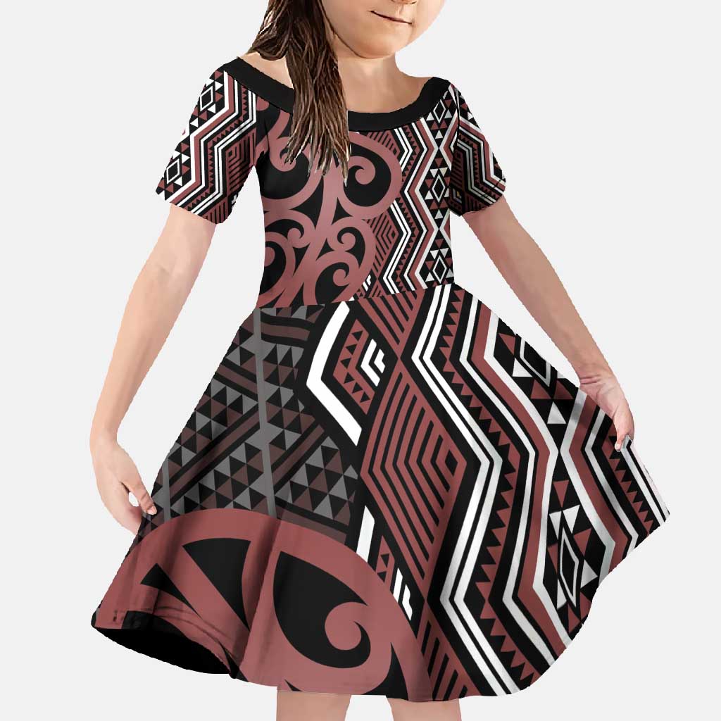 Maori Taniko Patterns Family Matching Off Shoulder Maxi Dress and Hawaiian Shirt Brown Patiki Motifs Mix Whakairo Ngaru LT7 Daughter's Dress Brown - Polynesian Pride