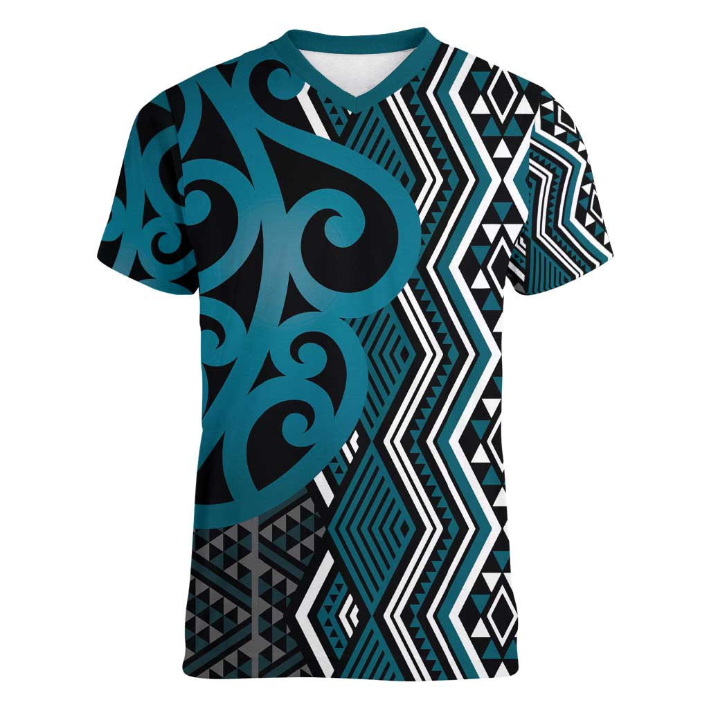 Maori Taniko Patterns Women V-Neck T-Shirt Azure Patiki Motifs Mix Whakairo Ngaru