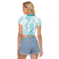 Polynesia Plumeria Lei Raglan Cropped T Shirt White Turquoise Curves Motif