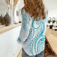 Polynesia Plumeria Lei Women Casual Shirt White Turquoise Curves Motif