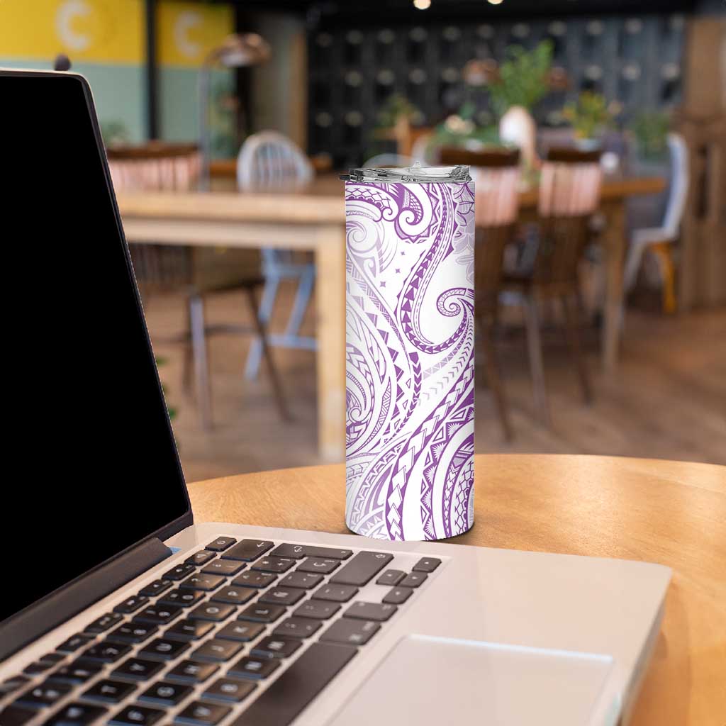 Polynesia Plumeria Lei Skinny Tumbler White Violet Curves Motif