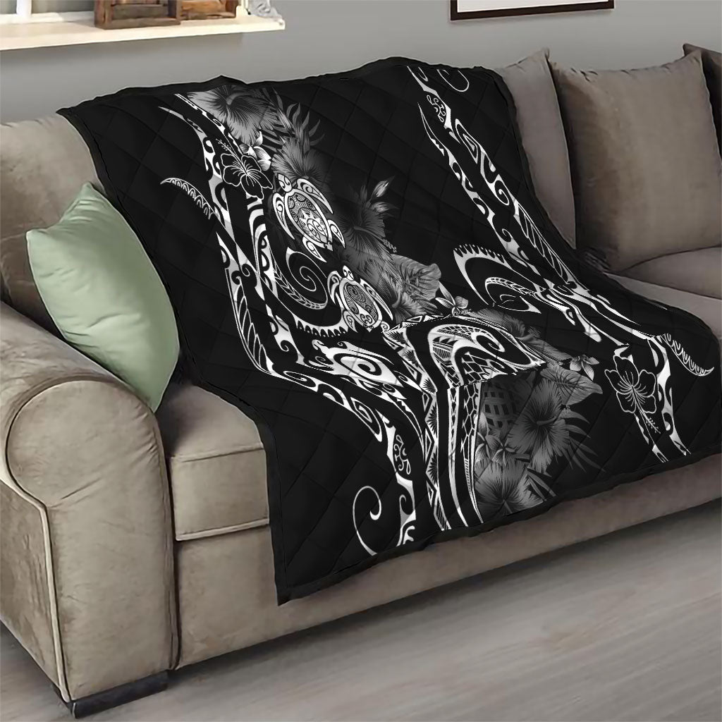 Aloha Hawaii Turtles Floral Quilt Obsidian Glaze