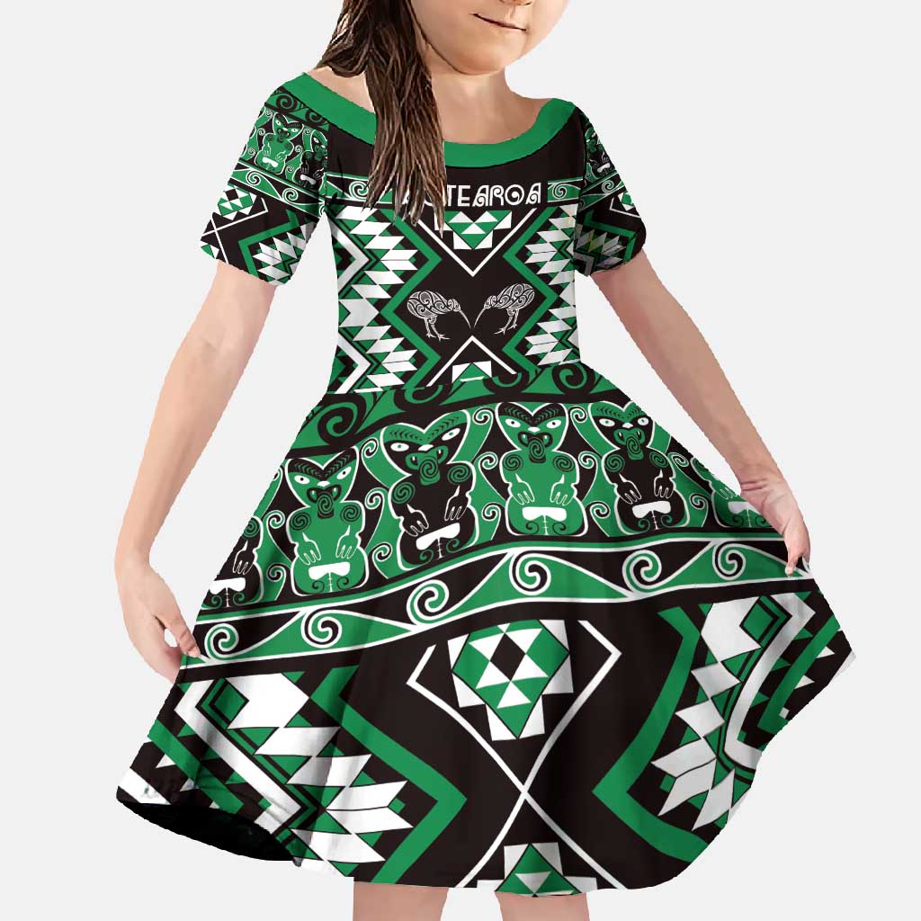 Personalised Taniko Motifs Aotearoa Family Matching Long Sleeve Bodycon Dress and Hawaiian Shirt Waitangi Kowhaiwhai Kiwi - Green LT7 Daughter's Dress Green - Polynesian Pride