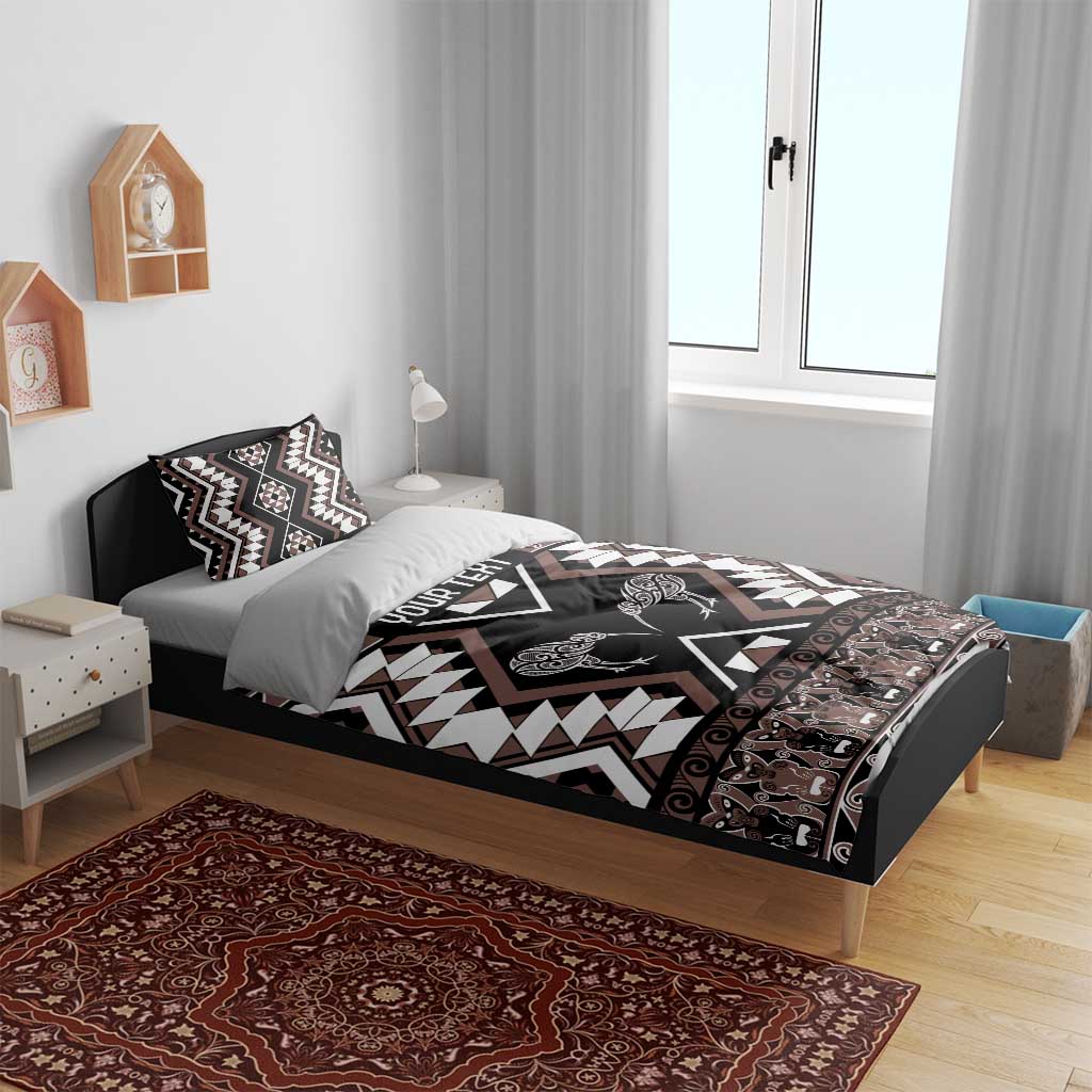 Personalised Taniko Motifs Aotearoa Bedding Set Waitangi Kowhaiwhai Kiwi - Mocha LT7 - Polynesian Pride