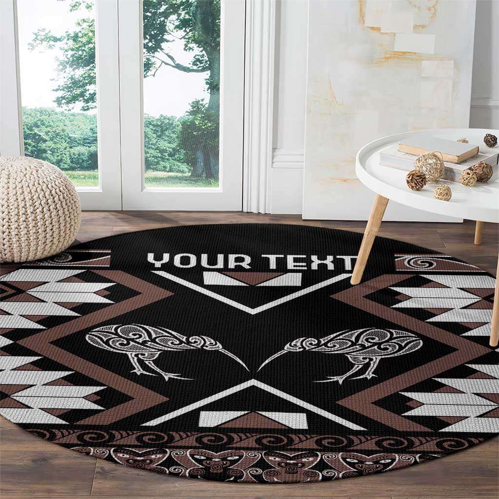 Personalised Taniko Motifs Aotearoa Round Carpet Waitangi Kowhaiwhai Kiwi - Mocha LT7 - Polynesian Pride