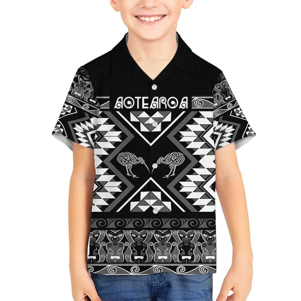 Personalised Taniko Motifs Aotearoa Family Matching Off Shoulder Short Dress and Hawaiian Shirt Waitangi Kowhaiwhai Kiwi - Monochrome LT7 Son's Shirt Grey - Polynesian Pride