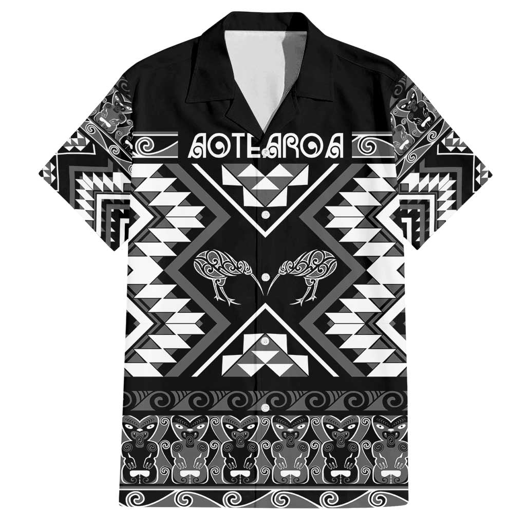 Personalised Taniko Motifs Aotearoa Family Matching Puletasi and Hawaiian Shirt Waitangi Kowhaiwhai Kiwi - Monochrome LT7 Dad's Shirt - Short Sleeve Grey - Polynesian Pride