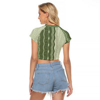 Vintage Sage Green Hawaiian Traditional Kapa Mix Flowers Lei Raglan Cropped T Shirt