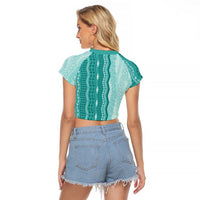 Vintage Teal Hawaiian Traditional Kapa Mix Flowers Lei Raglan Cropped T Shirt