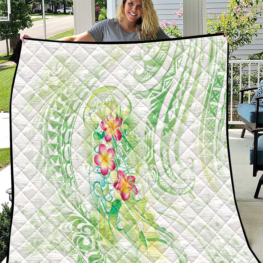 Summer Green Polynesian Jellyfish Quilt Watercolor Glows LT7 Light Green - Polynesian Pride