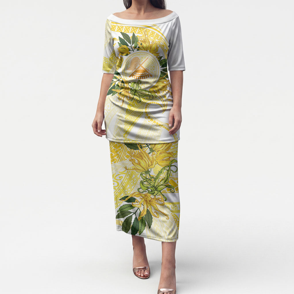 Samoa Moso'oi Flowers Tatau Puletasi Festive Golden White LT7 Long Dress Gold - Polynesian Pride