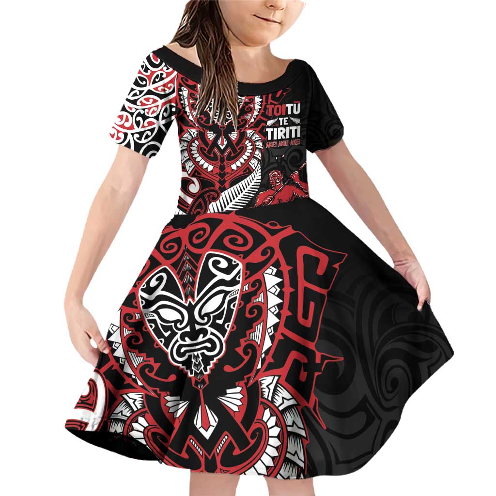 Aotearoa Toitu Te Tiriti Family Matching Off Shoulder Short Dress and Hawaiian Shirt Whakairo Wheku LT7 Daughter's Dress Black - Polynesian Pride