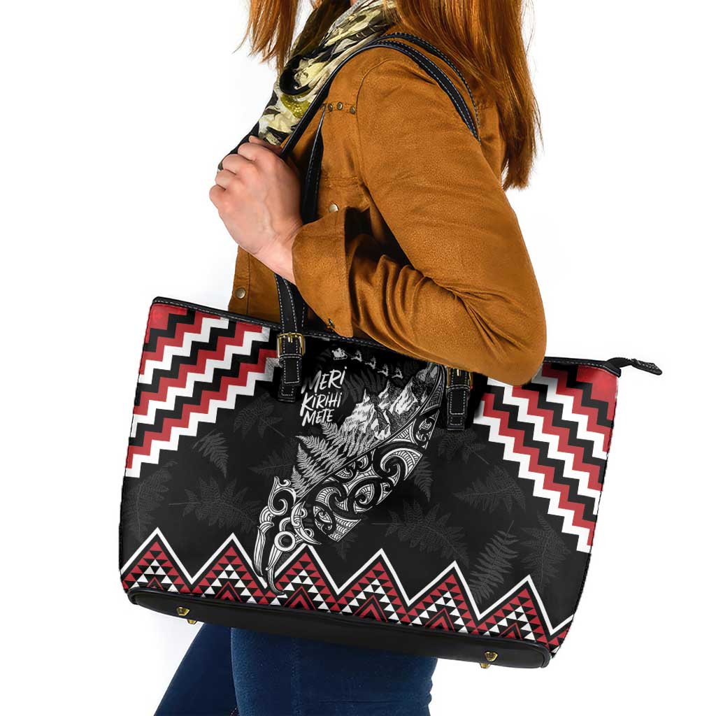 New Zealand Christmas Taniko Poutama Leather Tote Bag Mountainscape Maori Fern - Polynesian Pride
