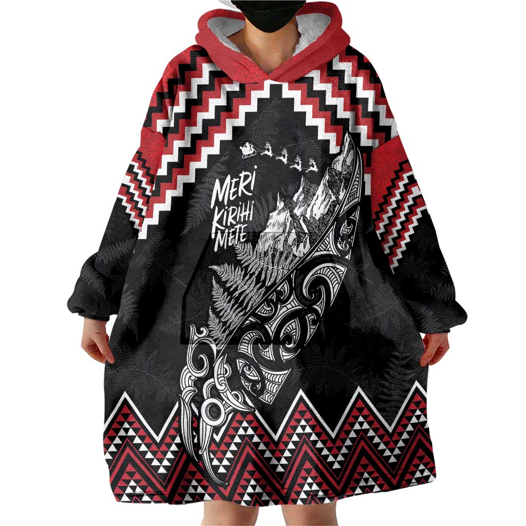 New Zealand Christmas Taniko Poutama Wearable Blanket Hoodie Mountainscape Maori Fern LT7 - Polynesian Pride