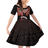 Maori Waitangi Family Matching Off Shoulder Short Dress and Hawaiian Shirt Kotahitanga Poutama Mix Whakairo LT7 Daughter's Dress Black - Polynesian Pride
