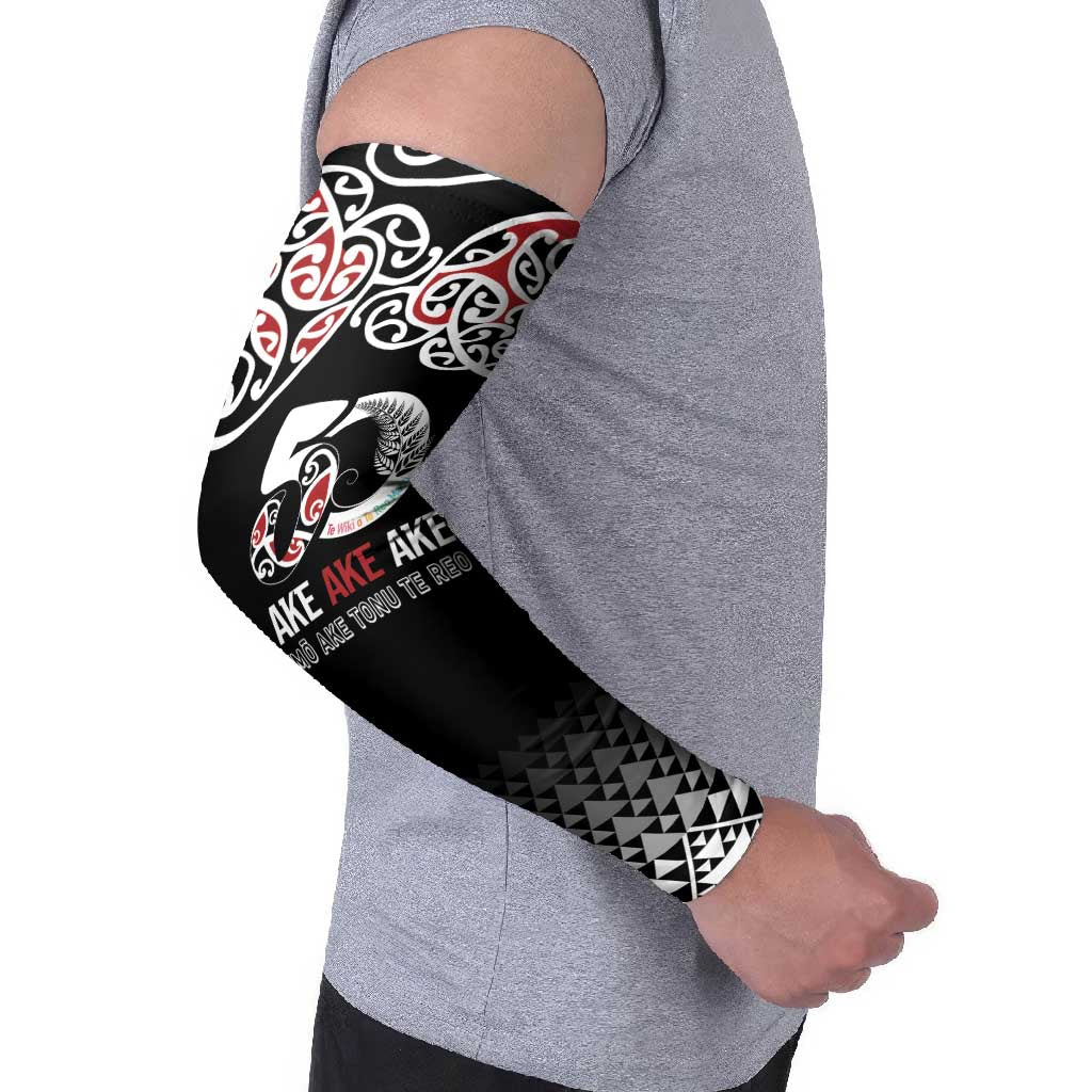 Kia Kaha Te Reo Maori Arm Sleeves 50 Years Mo Ake Tonu Te Reo LT7 - Polynesian Pride