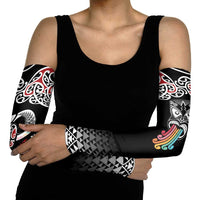 Kia Kaha Te Reo Maori Arm Sleeves 50 Years Mo Ake Tonu Te Reo LT7 - Polynesian Pride