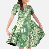 Green Palaka Hawaii Cowboy Christmas Family Matching Off Shoulder Maxi Dress and Hawaiian Shirt Paniolo Mix Maile Lei LT7 Daughter's Dress Green - Polynesian Pride
