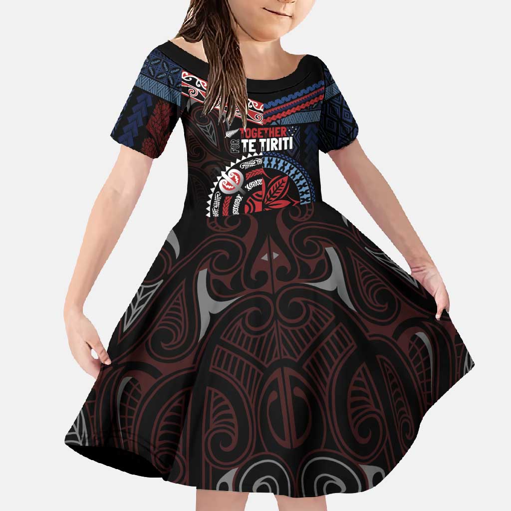 Aotearoa and Samoa Together For Te Tiriti Family Matching Off Shoulder Maxi Dress and Hawaiian Shirt Kowhaiwhai Mix Siapo - Flag Color LT7 Daughter's Dress Black - Polynesian Pride