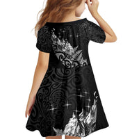 Maori Matariki Kid Short Sleeve Dress Landscape Styled Fern - Monochrome