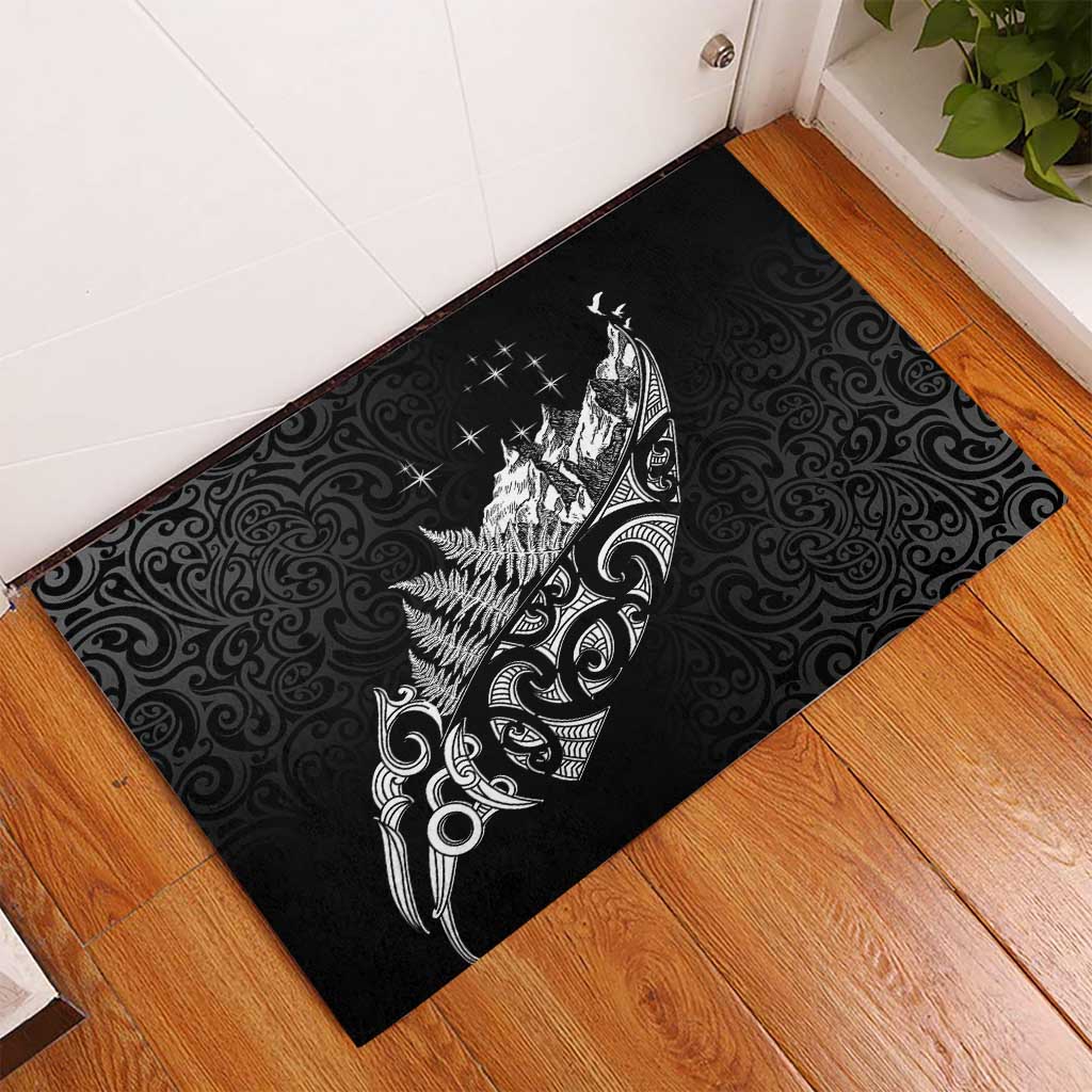 Maori Matariki Rubber Doormat Landscape Styled Fern - Monochrome