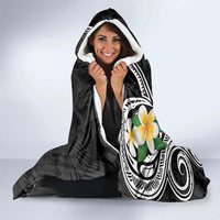 Kanaka Maoli Hawaii Plumeria Hooded Blanket Dancing Tentacles Black Style LT7 - Polynesian Pride