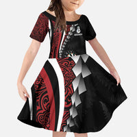 Personalized New Zealand Darts Family Matching Short Sleeve Bodycon Dress and Hawaiian Shirt Kowhaiwhai Whero Koiri - Manaia LT7 Daughter's Dress Red - Polynesian Pride