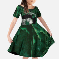New Zealand Aroha Koe Mama Family Matching Puletasi and Hawaiian Shirt Maori Hongi - Pounamu LT7 Daughter's Dress Green - Polynesian Pride