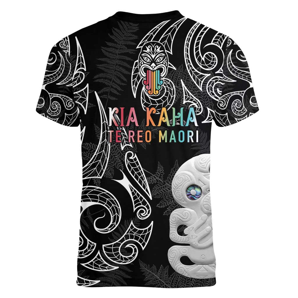 Kia Hara Te reo Maori Women V-Neck T-Shirt Manaia Moko Pattern