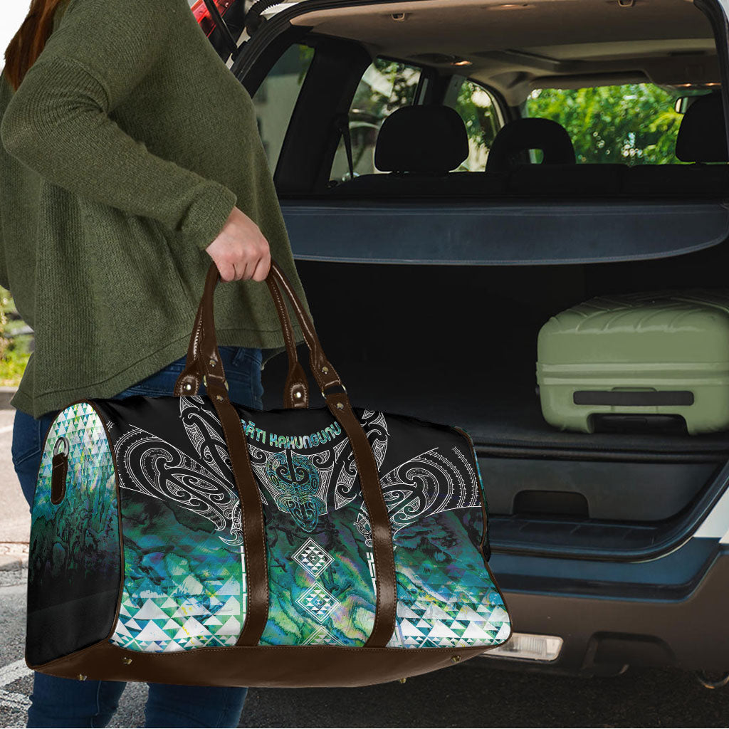 Aotearoa Maori Iwi Heritage Travel Bag Ngati Kahungunu Paua Shell Turquoise LT7 - Polynesian Pride