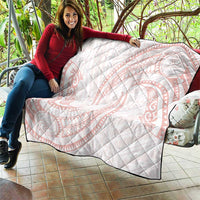 White Sunday Lotu Tamaiti Quilt Polynesian Wave Pastel Blush - Polynesian Pride