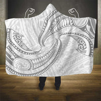 White Sunday Lotu Tamaiti Hooded Blanket Polynesian Wave Pastel Gray LT9 - Polynesian Pride