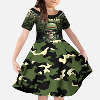 Veterans Day Family Matching Off The Shoulder Long Sleeve Dress and Hawaiian Shirt War Never Leaves A Veteran Proud Military LT9 Daughter's Dress Black - Polynesian Pride