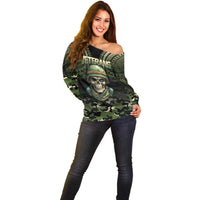 Veterans Day Off Shoulder Sweater War Never Leaves A Veteran Proud Military
