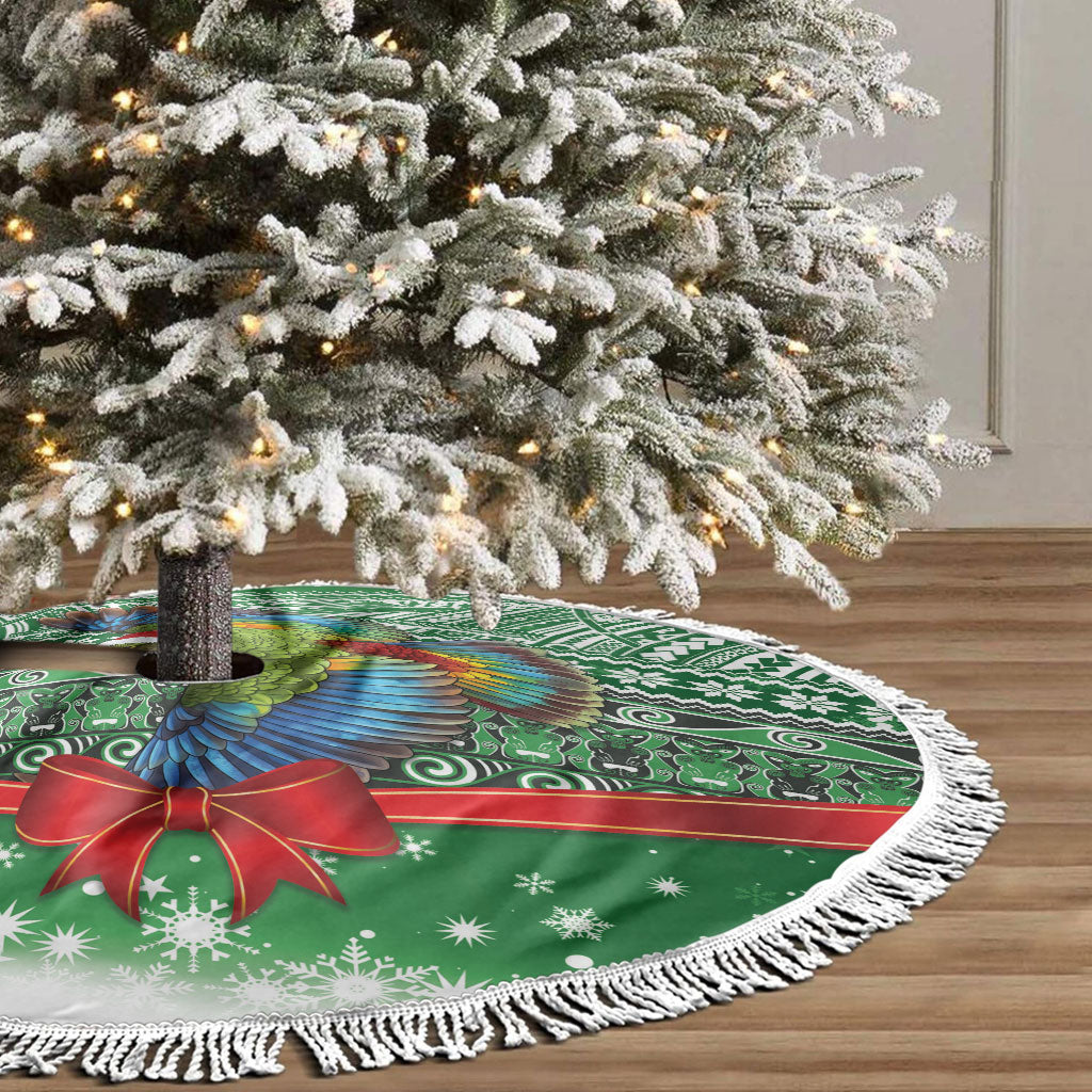 New Zealand Kea Bird Christmas Tree Skirt Maori Inspired Knitted Patterns LT9 - Polynesian Pride