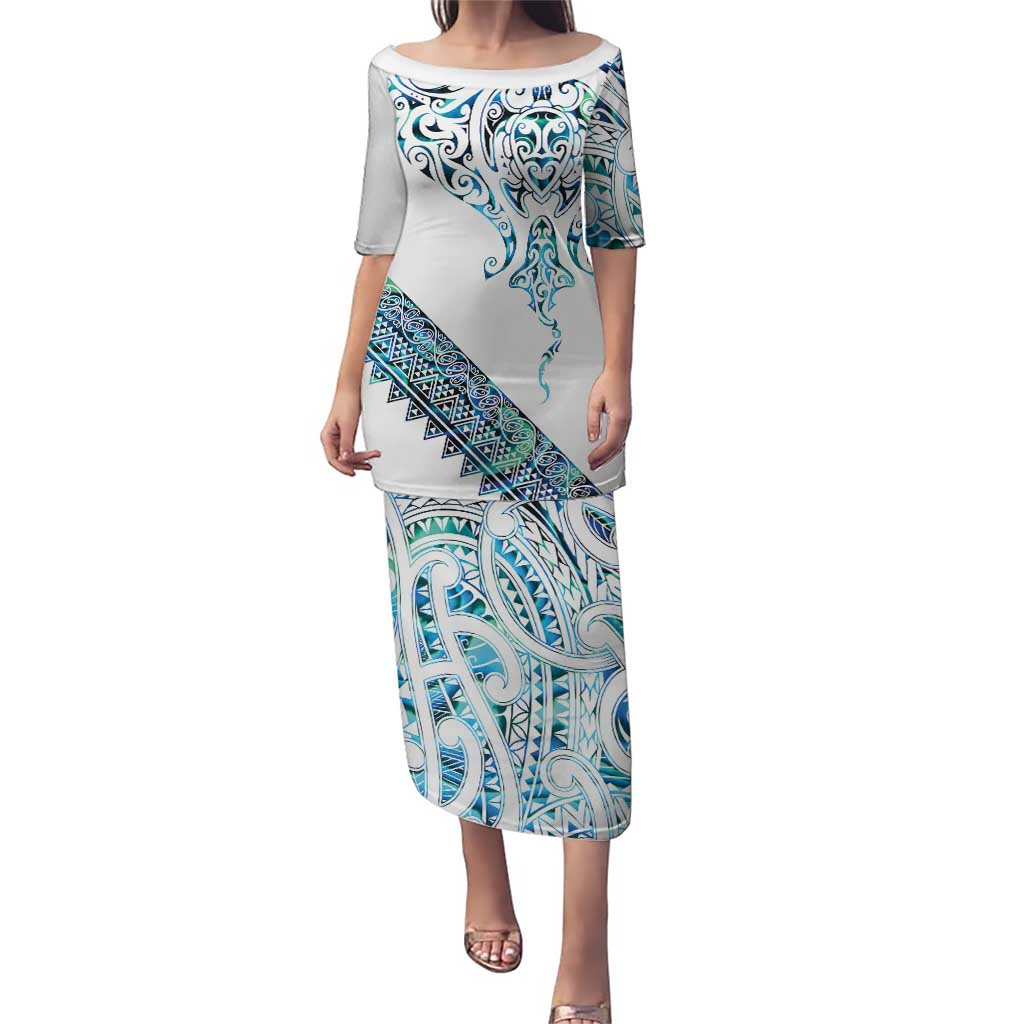 Kahui Whetu Paua shell Kowhaiwhai Taniko Personalised Family Matching Puletasi and Hawaiian Shirt Manta Ray Shark-Turtle Maori Tribal Style LT9 Mom's Dress Blue - Polynesian Pride