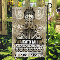 Aotearoa Iwi Waikato Tainui Garden Flag Maori Wharenui House Tribal Pattern LT9 Garden Flag Light Gold - Polynesian Pride