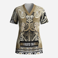 Aotearoa Iwi Waikato Tainui Scrub Top Maori Wharenui House Tribal Pattern LT9 Adult Light Gold - Polynesian Pride