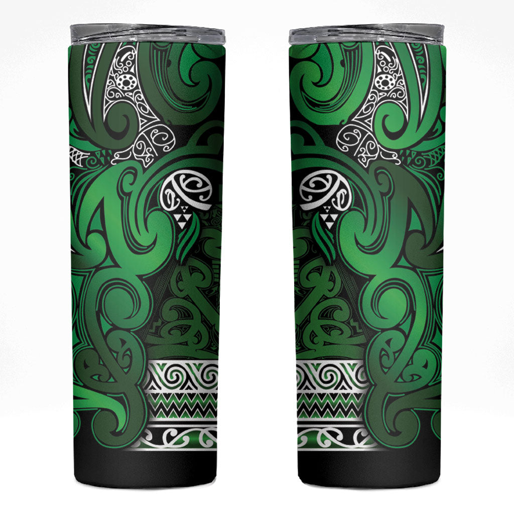 Aotearoa Iwi Ngati Maniapoto Skinny Tumbler Maori Wharenui House Tribal Pattern LT9 Dark green - Polynesian Pride