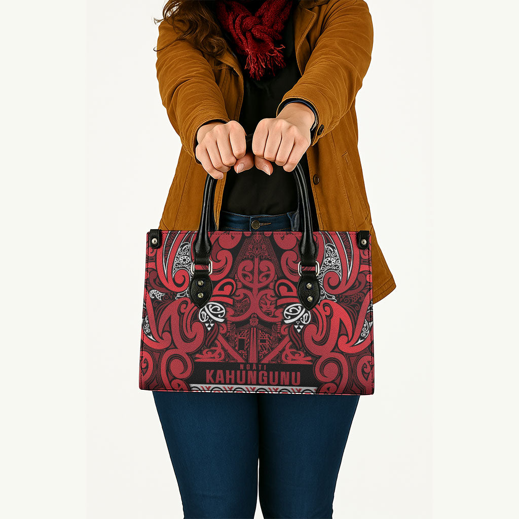 Aotearoa Iwi Ngati Kahungunu Leather Bag Maori Wharenui House Tribal Pattern LT9 - Polynesian Pride