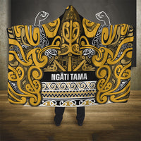 Aotearoa Iwi Ngāti Tama ki Te Waipounamu Trust Hooded Blanket Maori Wharenui House Tribal Pattern LT9 - Polynesian Pride