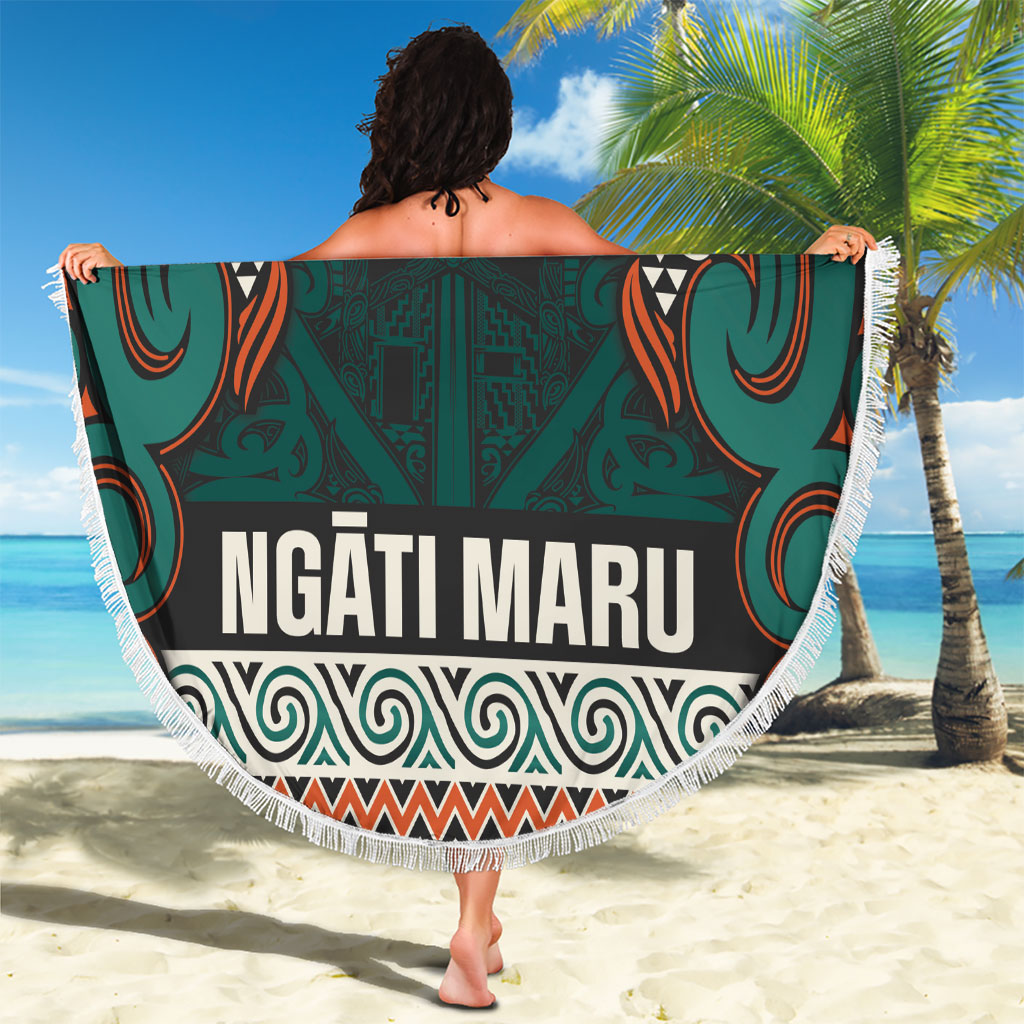 Aotearoa Iwi Ngāti Maru Taranaki Beach Blanket Maori Wharenui House Tribal Pattern LT9 - Polynesian Pride