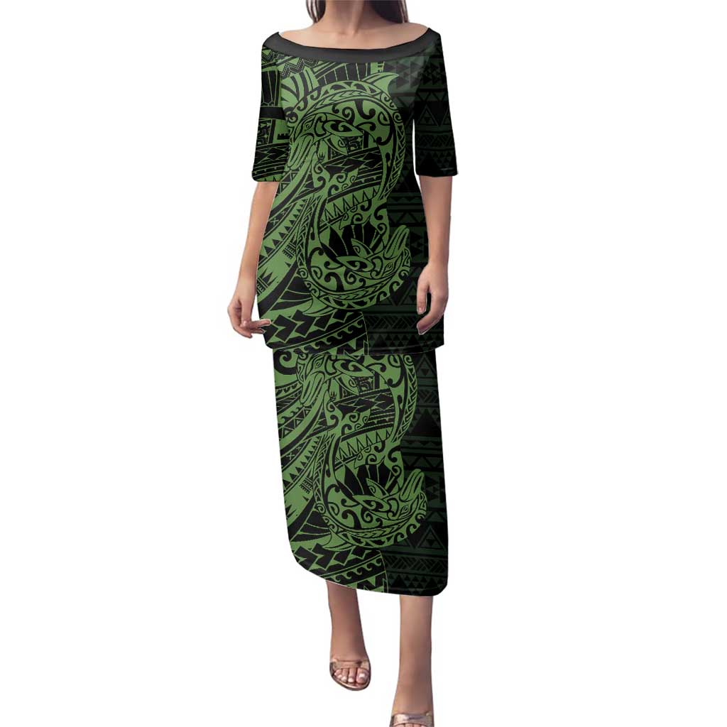 Green Couple Dolphins Maori Polynesian Style Family Matching Puletasi and Hawaiian Shirt LT9 Mom's Dress Green - Polynesian Pride