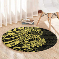Yellow Couple Dolphins Maori Polynesian Style Round Carpet