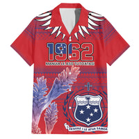 Custom Samoa 1962 Independence Day Custom Family Matching Short Sleeve Bodycon Dress and Hawaiian Shirt Manuia le Aso Tuto'atasi Ula Nifo Red Art LT9 Dad's Shirt - Short Sleeve Red - Polynesian Pride