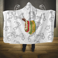 Hawaii Lei Kamehameha Hooded Blanket Ke'oke'o Seamless Pattern Hibiscus Flower LT9 - Polynesian Pride